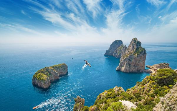 The charm of the island of Capri between nature and history-1