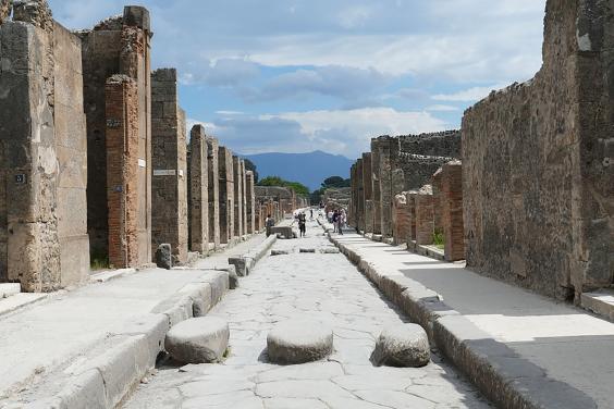 Pompeii-3